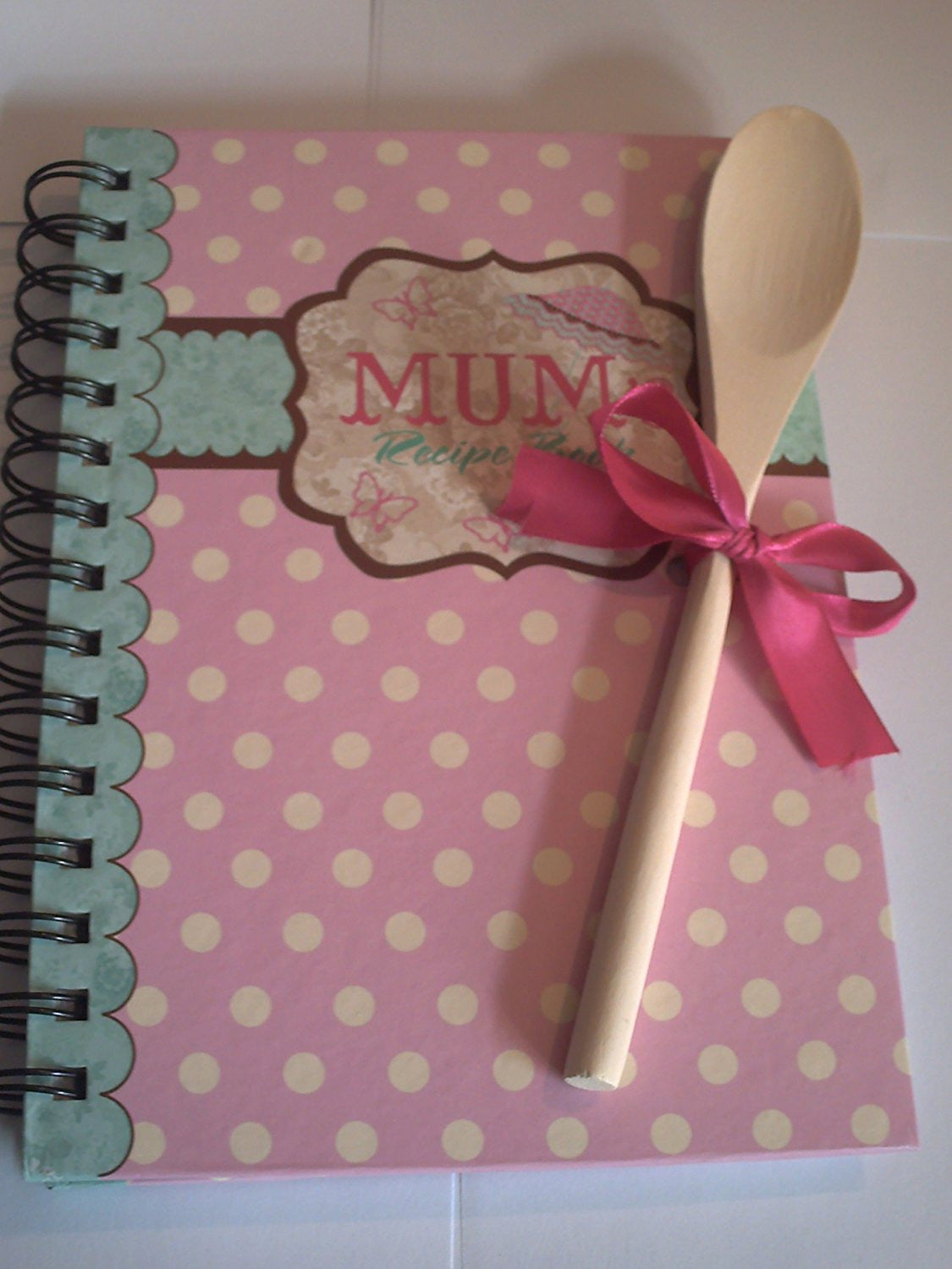Mother's Day Gift Mum's Recipe Book - hanrattycraftsgifts.co.uk