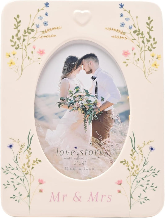 Love Story Mr & Mrs Ceramic Photo Frame – 4x6 Oval-Shaped Wedding Picture Frame | Floral Design Keepsake Gift for Couples, Engagements & Anniversaries | Romantic Home Decor
