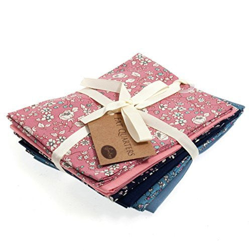 Fat Quarter Bundle: Cotton: 6 x 54cm x 45cm: Delicate Floral - hanrattycraftsgifts.co.uk