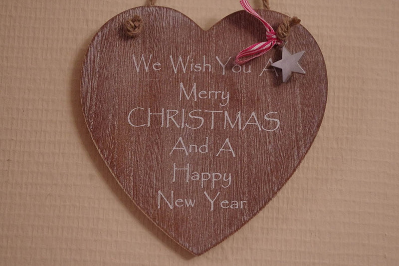Shabby Chic We Wish You A Merry Christmas & A Happy New Year Wooden Heart Sign - hanrattycraftsgifts.co.uk
