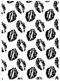 Darice 10.8 x 14.6 cm Kissing Lips Embossing Template - hanrattycraftsgifts.co.uk