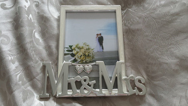 mr & mrs frame with harts 6 x 4 - hanrattycraftsgifts.co.uk