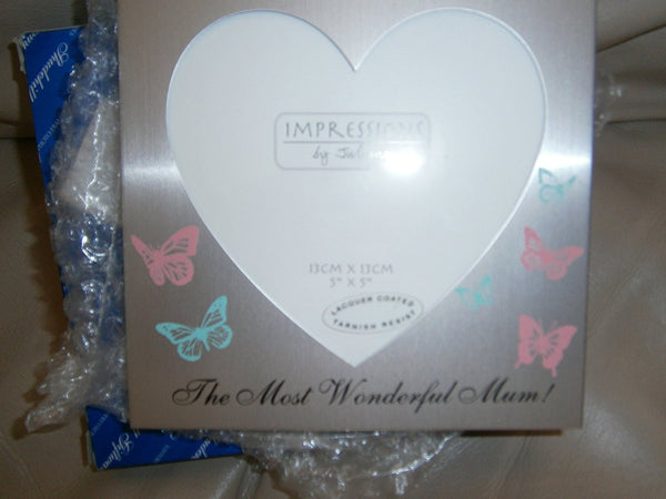 Mother's Day Gift 'The Most Wonderful Mum!' Picture Frame - hanrattycraftsgifts.co.uk