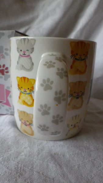 Cute Kittens Design Bone China Mug - hanrattycraftsgifts.co.uk