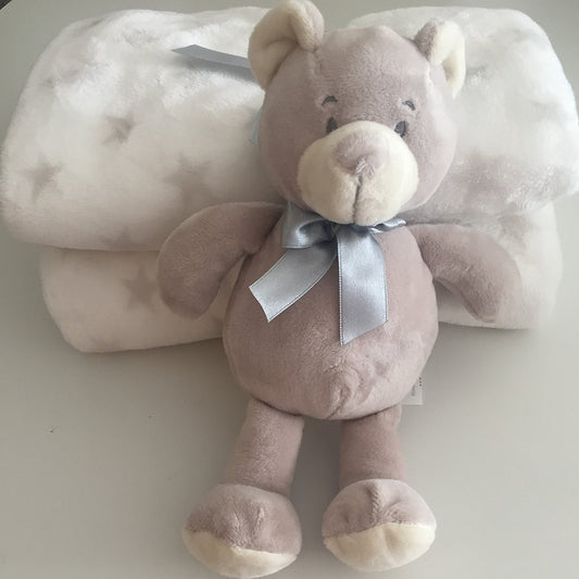 Beautiful White with Stars for Baby/Children's Blanket with Soft Toy/Plush Teddy Bear - hanrattycraftsgifts.co.uk